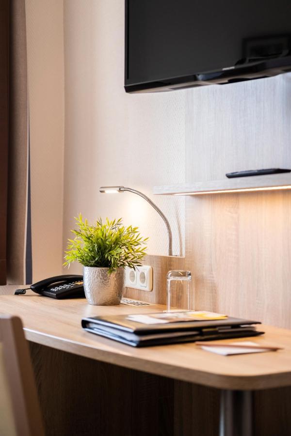 Hotel Jensen Любек Екстер'єр фото